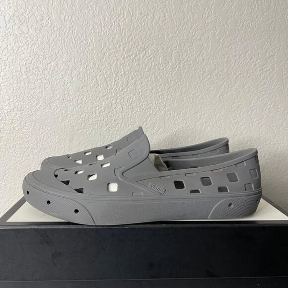Vans Trek Off The Wall Grey Lightweight Slip On Water Shoes Men's Size 13 US - Picture 4 of 9
